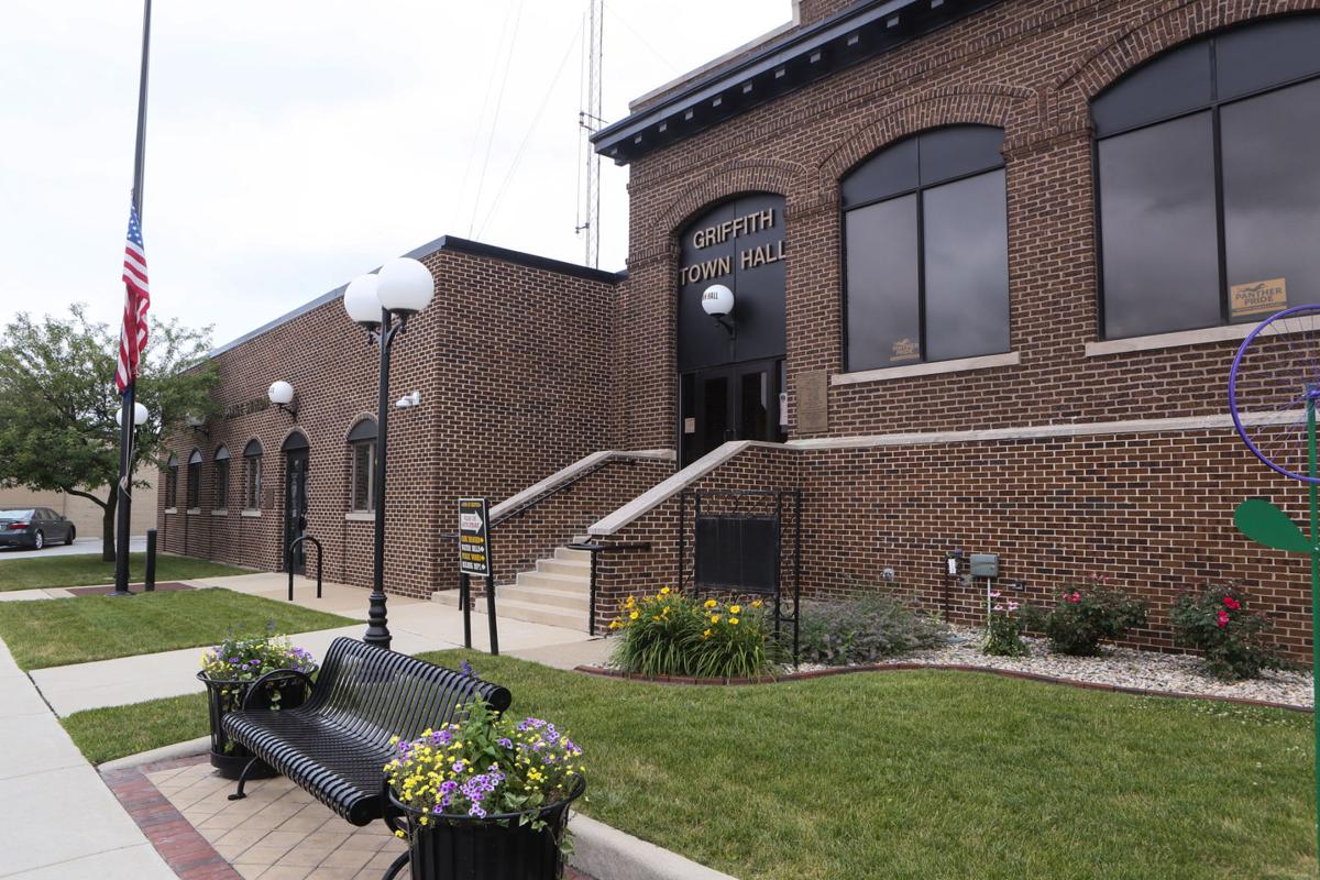 STOCK_Griffith Town Hall