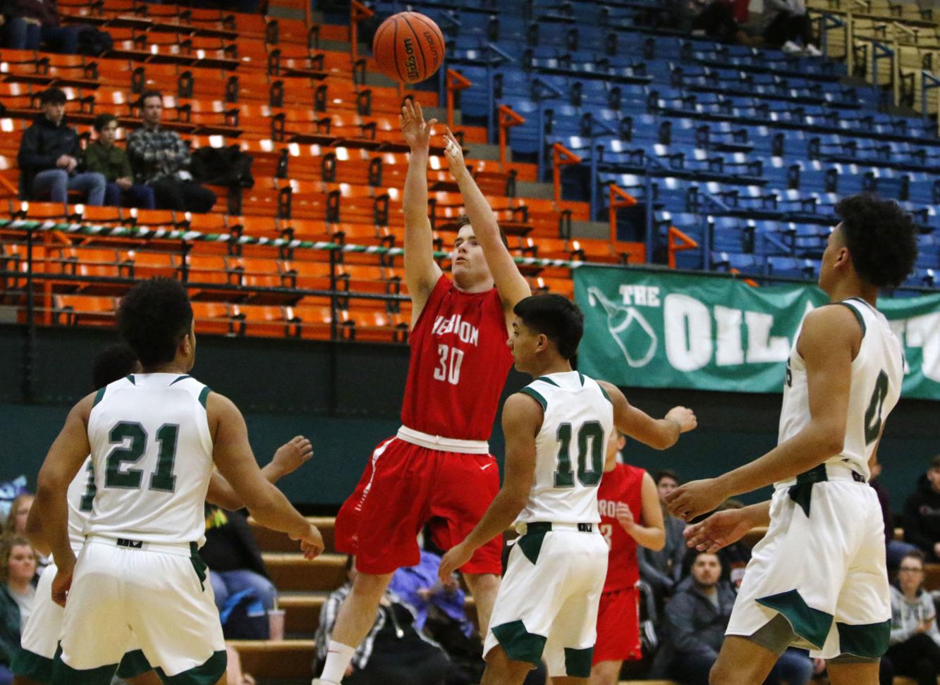 BOYS BASKETBALL Hebron edges Whiting despite Reillo's efforts