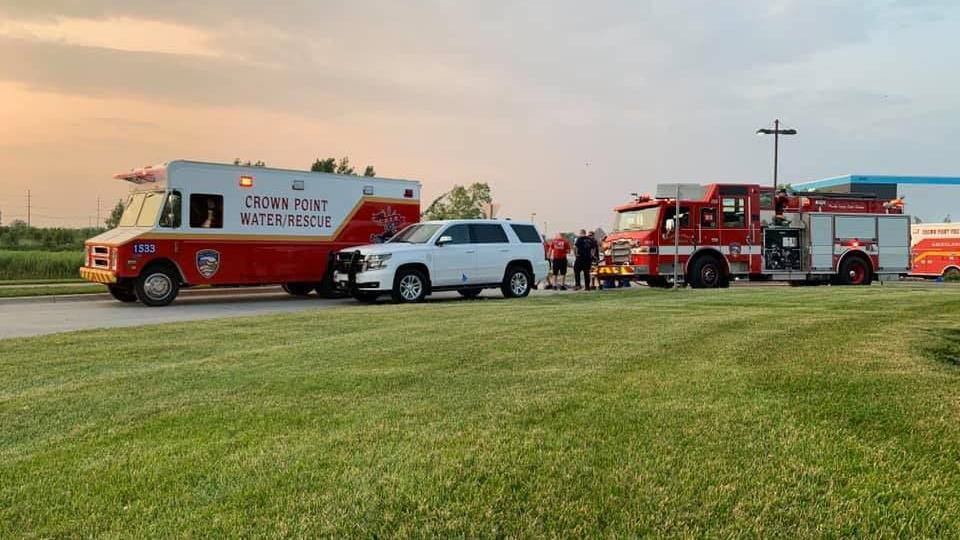 Crown Point dive team investigates tire tracks leading into retention pond - Vimarsana News