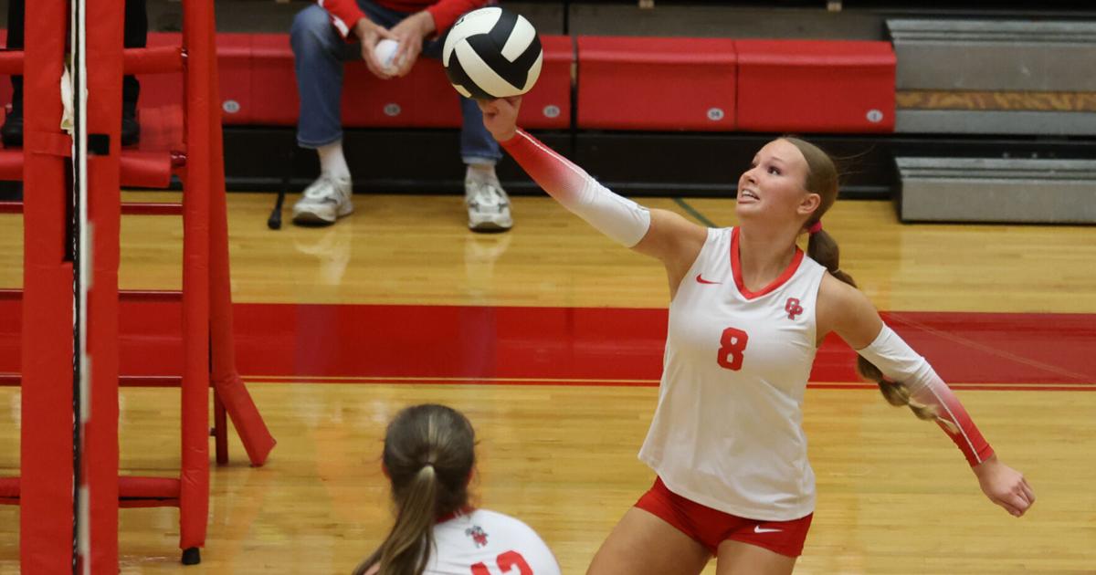 Elle Player PHOTOS: The Times' 2024 Girls Volleyball Player of the Year Elle Schara