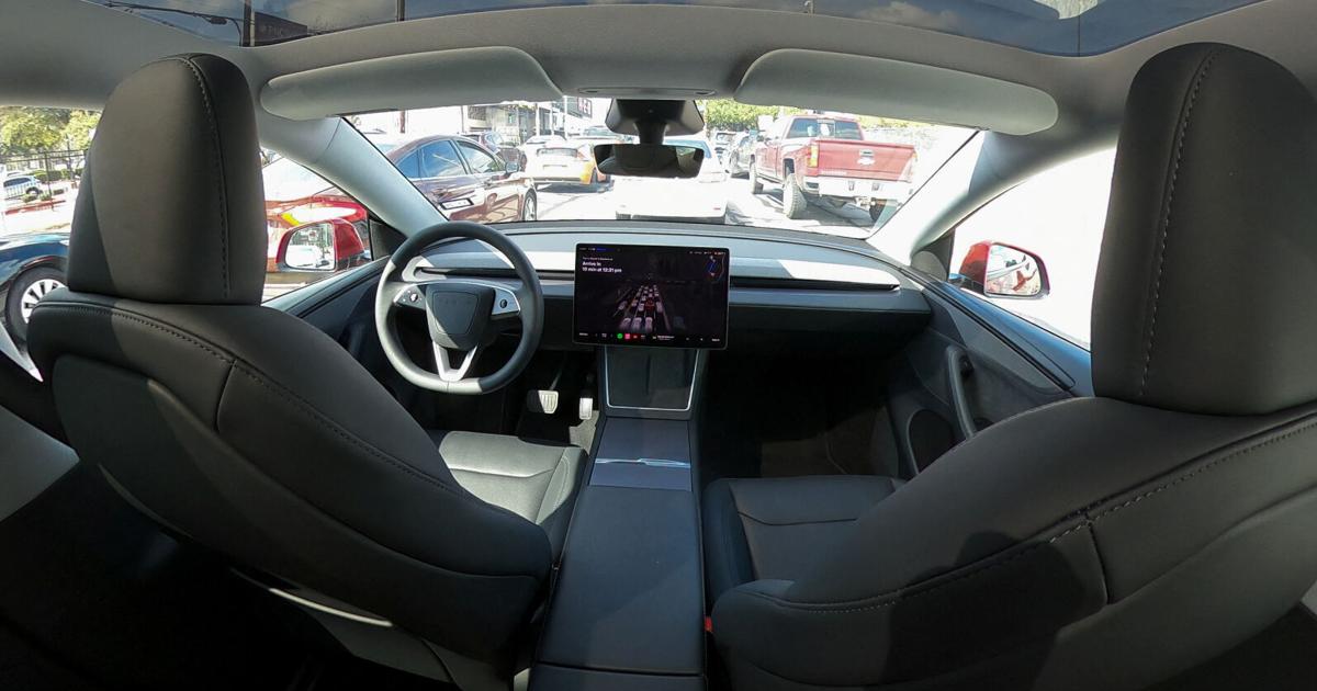 Tesla's Robotaxi Rollout Hits a Speed Bump: What's Behind the Long Wait Times?