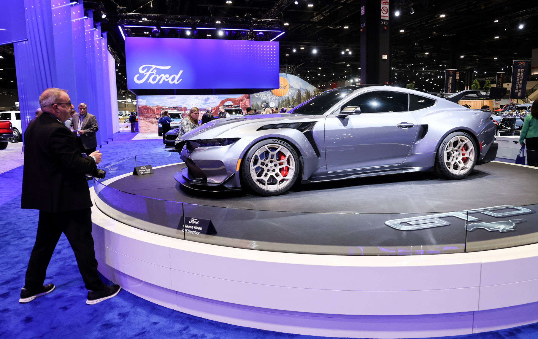 Chicago Auto Show returns with smaller footprint