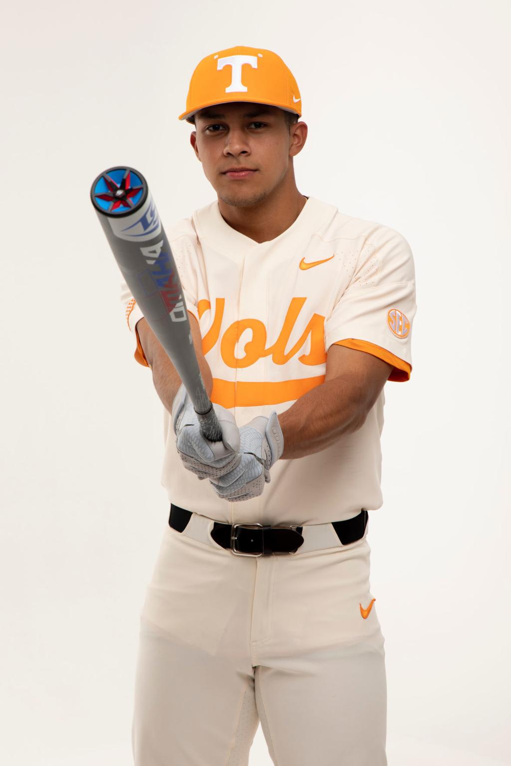Bobby Seymour, Alec Gonzalez have 'chip on their shoulder' after going  undrafted | Sports | nwitimes.com