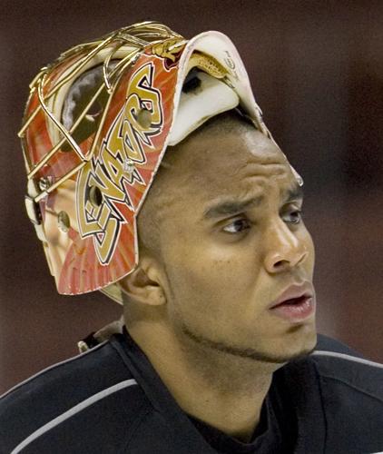 Ex-Blackhawks goalie Ray Emery's drowning 'a case of misadventure,' police  say