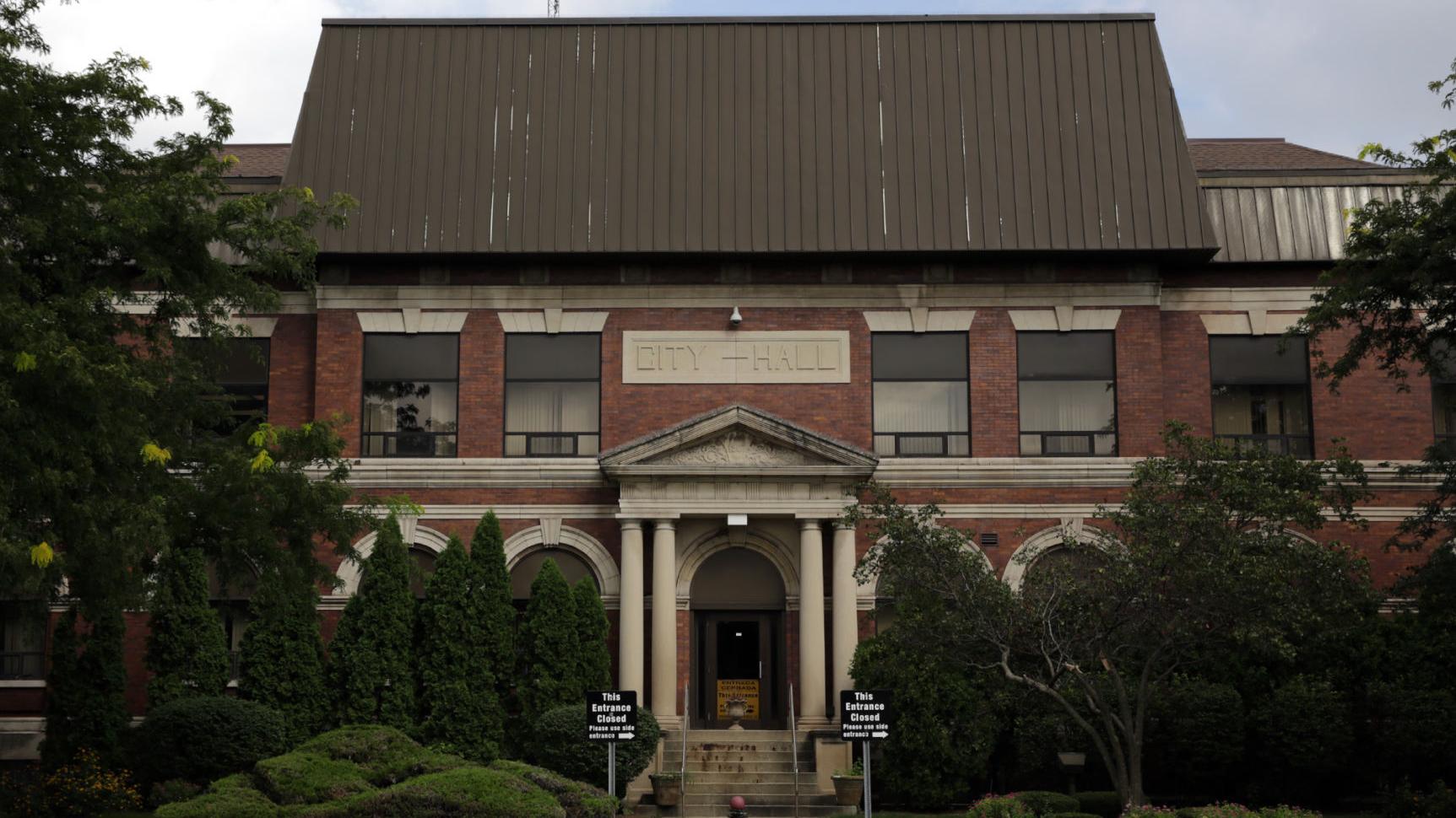East Chicago tries again to settle on attorney - Vimarsana News