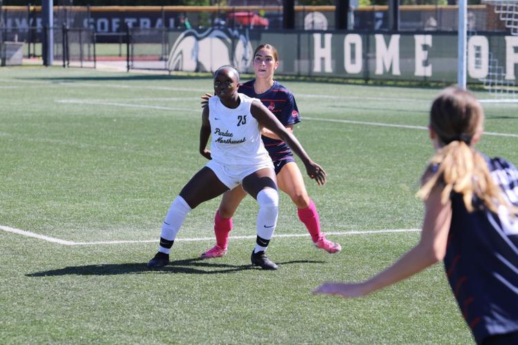 Women's Soccer notches draw hosting Roosevelt