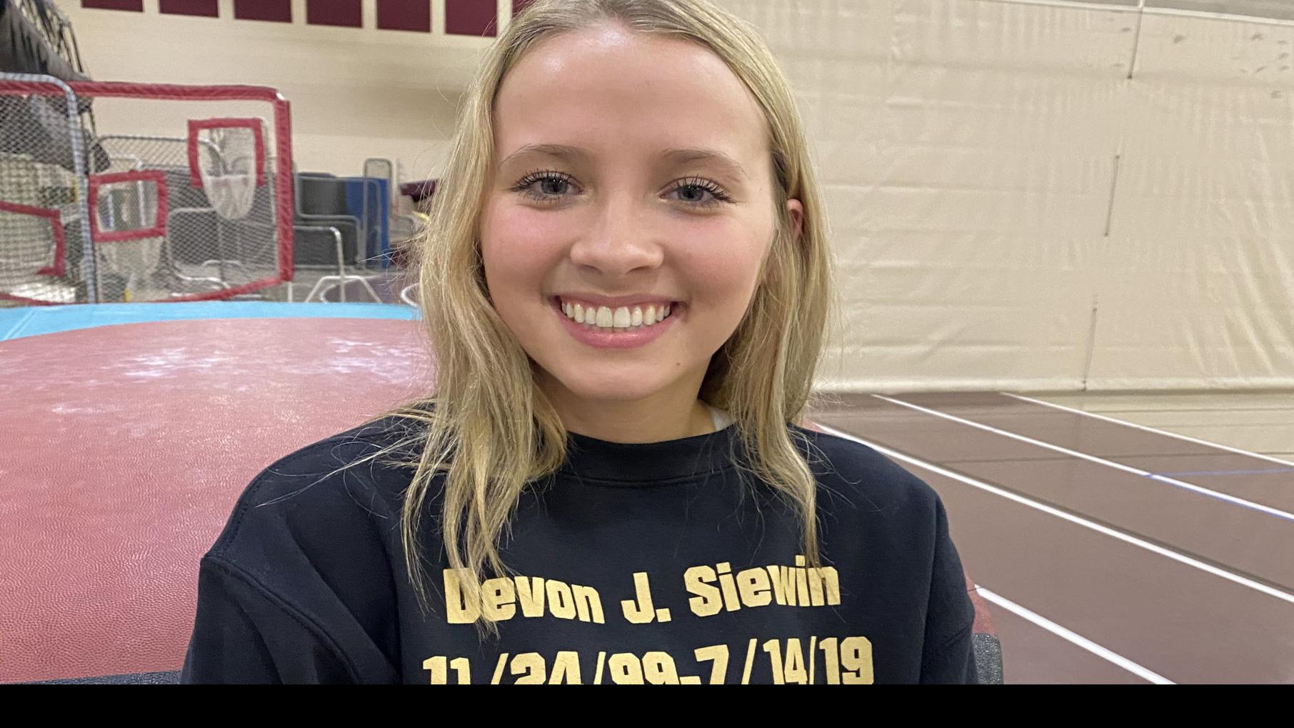 Chesterton Gymnast Siewin Dedicates Final Prep Season To Late