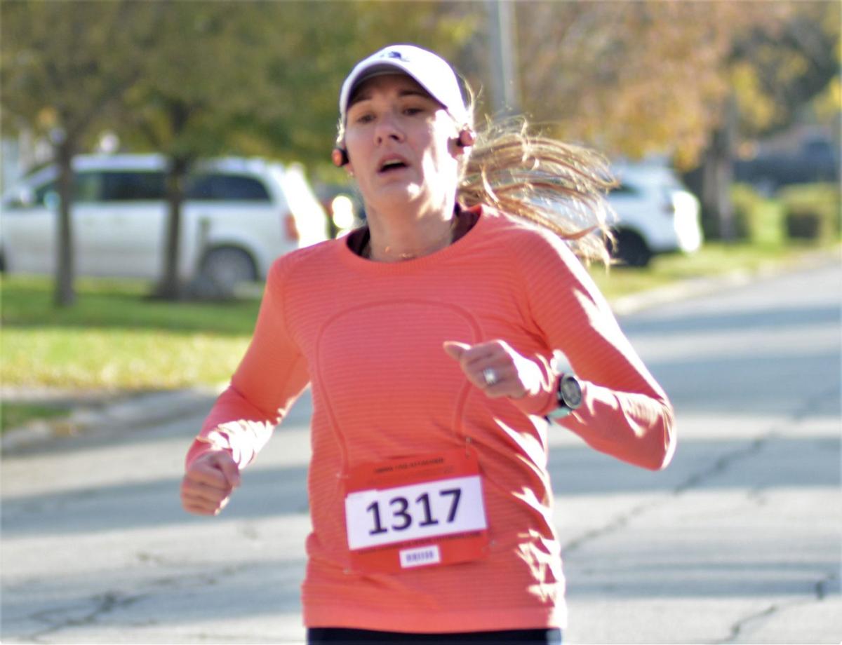 Nearly 300 turn out for 30th anniversary Tinley Park Turkey Trot