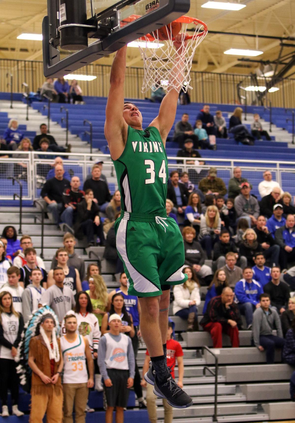 Valpo S Bisacky Expands His Role To Include More Scoring Nwi