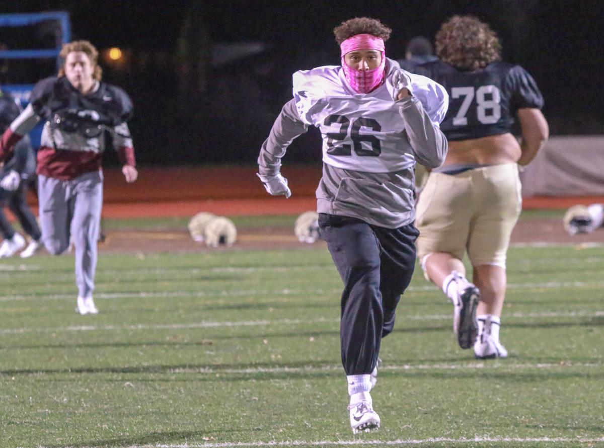 Valparaiso S Maceo Balances Football School And His Son