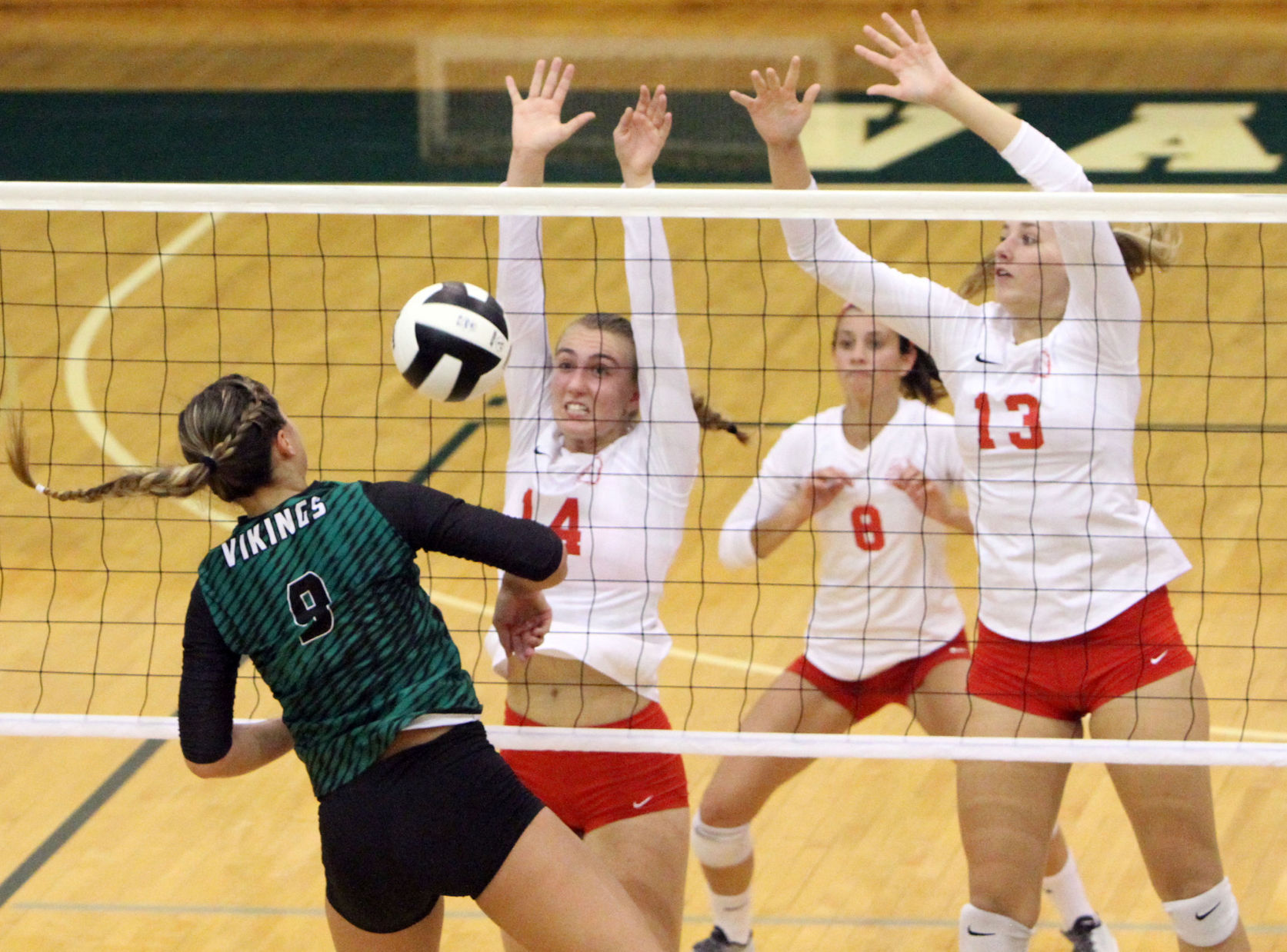 Crown Point, Valpo On Track To Meet Again In IHSAA Volleyball Semis ...