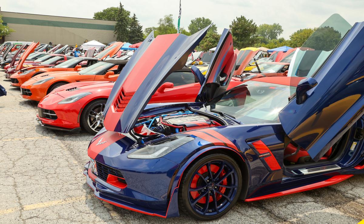 Gallery Northwest Indiana Corvette Club hosts car show