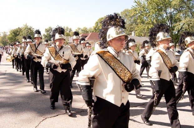 Wizard of Oz parade blows into Chesterton | Chesterton News | nwitimes.com