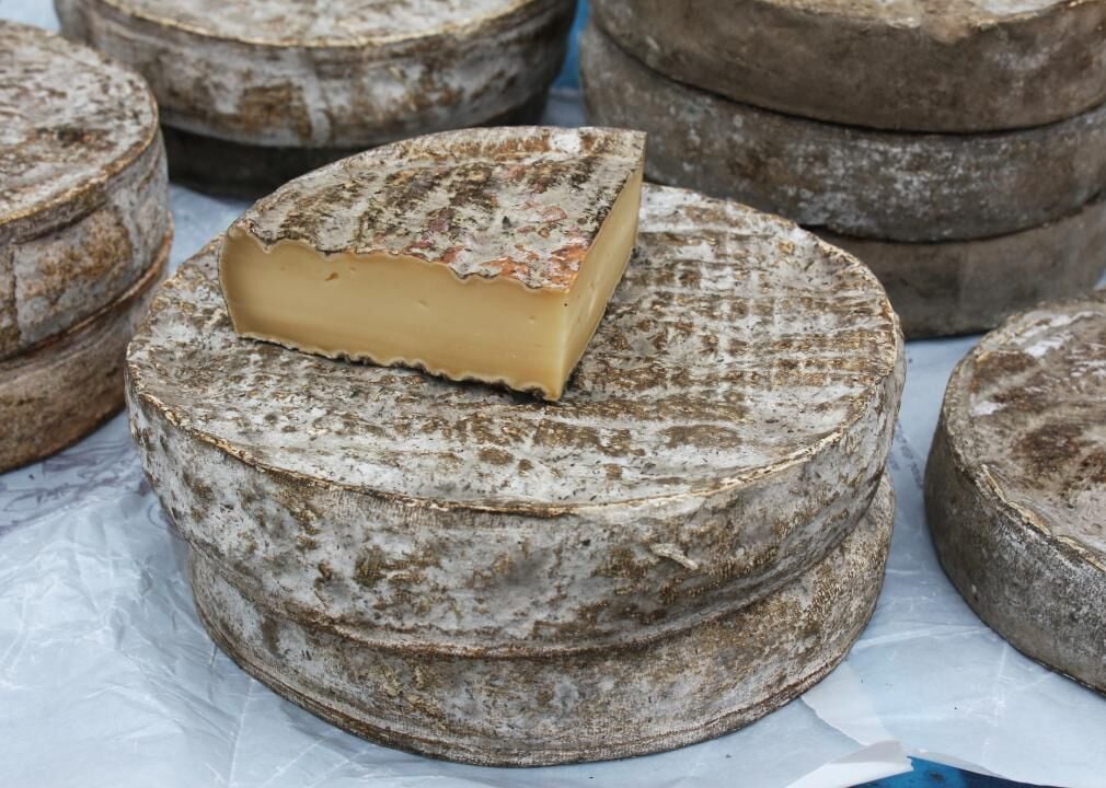 10 Of The Smelliest Cheeses In The World (and Why They Stink)