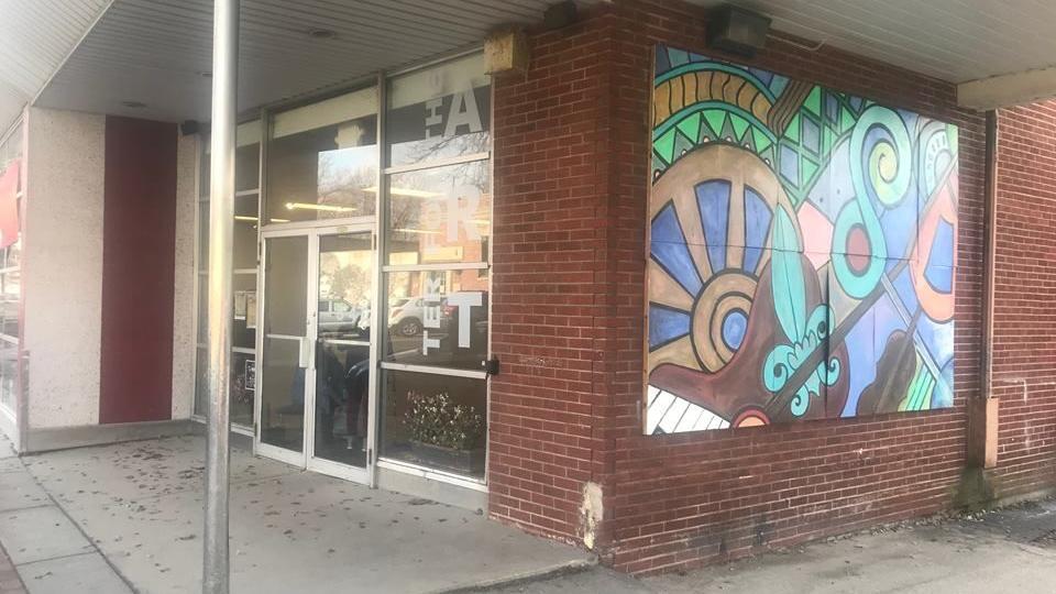 Art exhibit explores society's waste and overconsumption - Vimarsana News