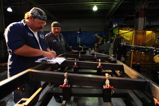 Jobs and workforce shrink across Northwest Indiana in 2017