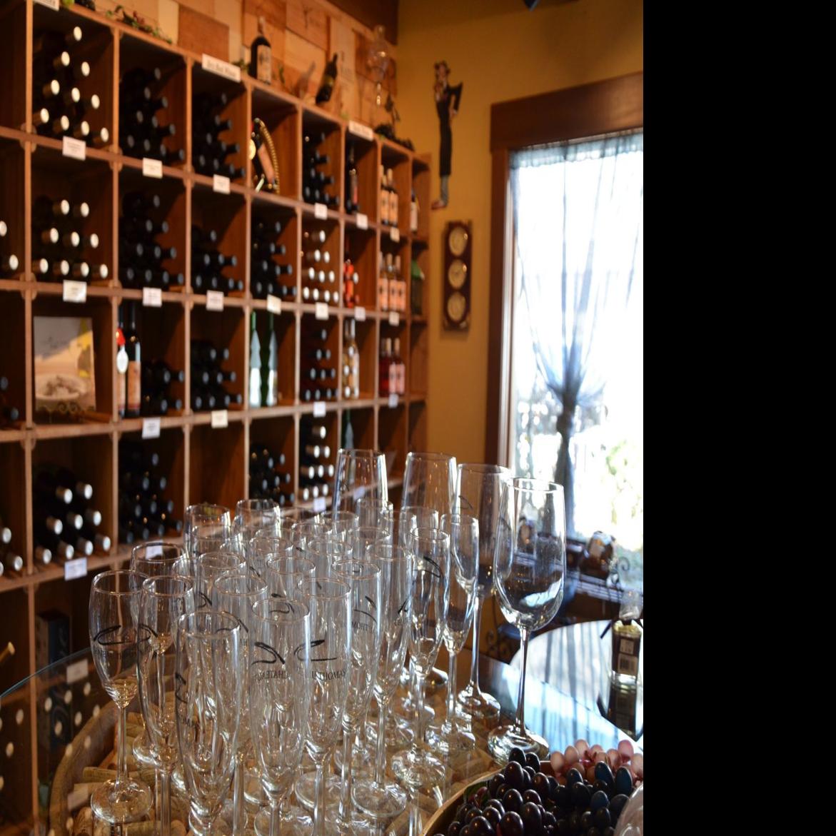 Stop To Sip As You Stroll Through Nashville Indiana Bars And Clubs Nwitimes Com