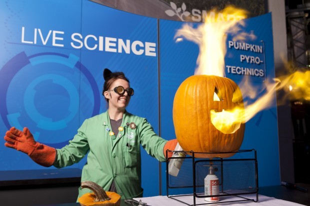 The Science Of Spooky: Museum Of Science And Industry Offering Scary ...