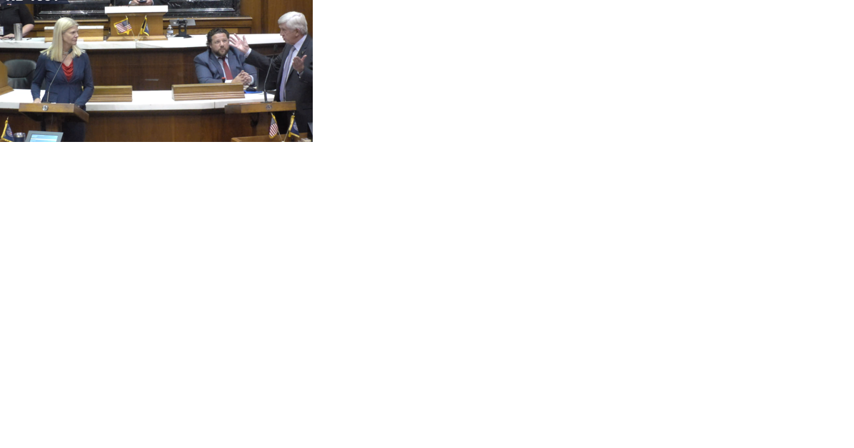 Indiana House, Senate still far apart on plans for increasing spending, tax rebates - Vimarsana News