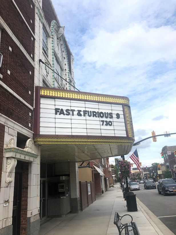 The show goes on at historic Hoosier Theatre in Whiting Northwest