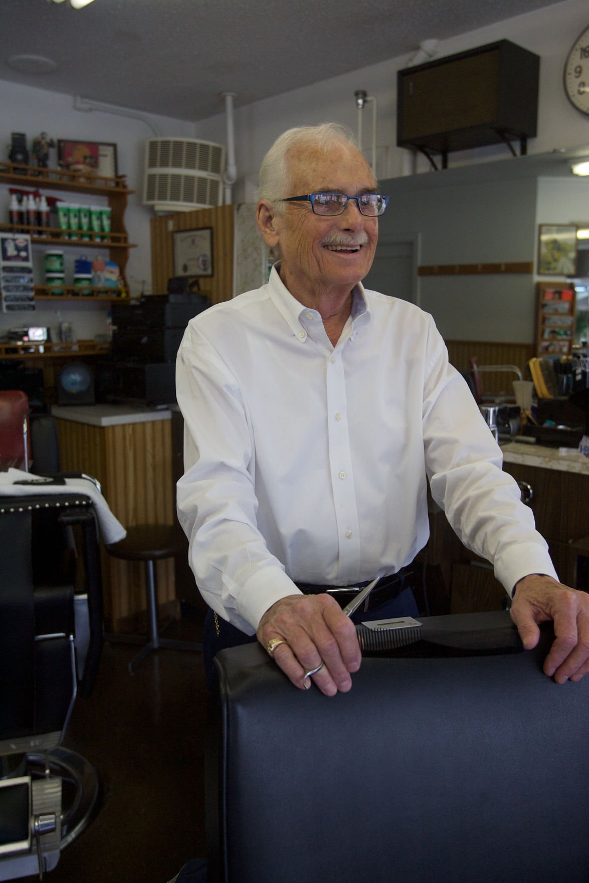 SMALLBUSINESS SPOTLIGHT Kent's Barber Shop, Lansing Northwest