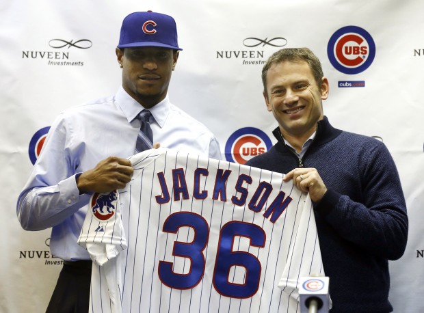 Cubs officially sign 'likable' pitcher Edwin Jackson