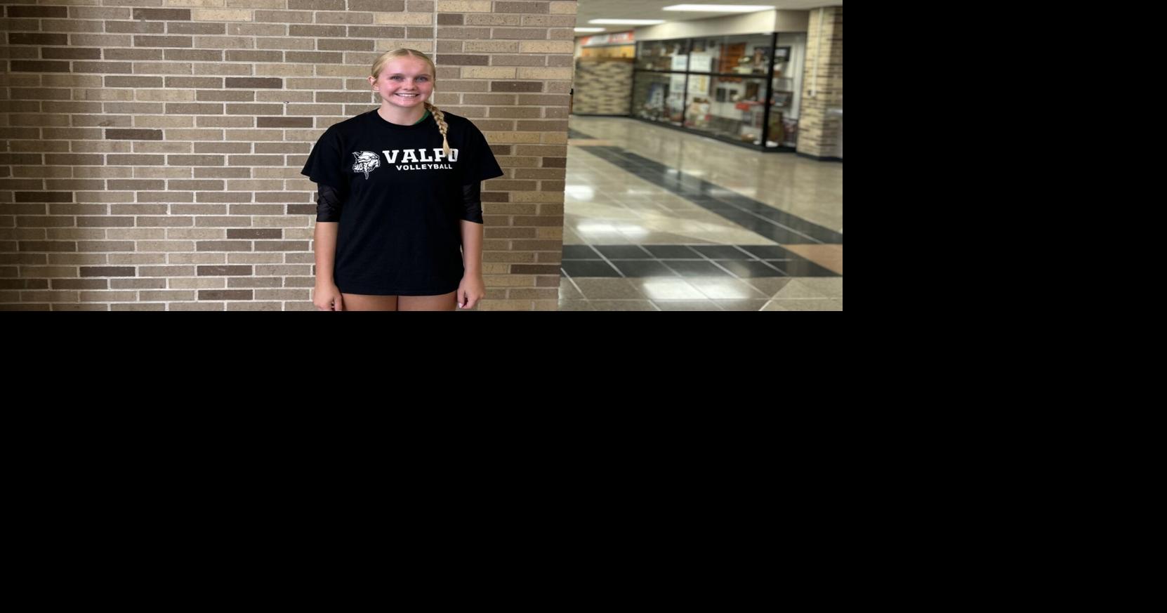 Lily Simpson, Valparaiso