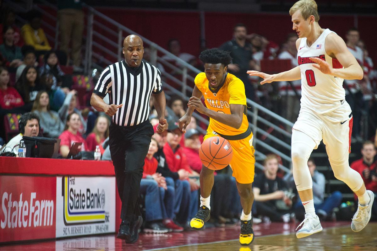 Freeman Liberty Shines In Valparaiso Victory College Basketball