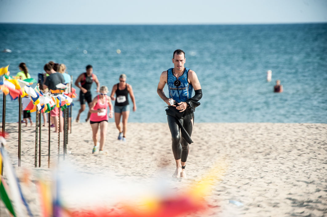 Chicago man wins Michigan City triathlon by less than a second