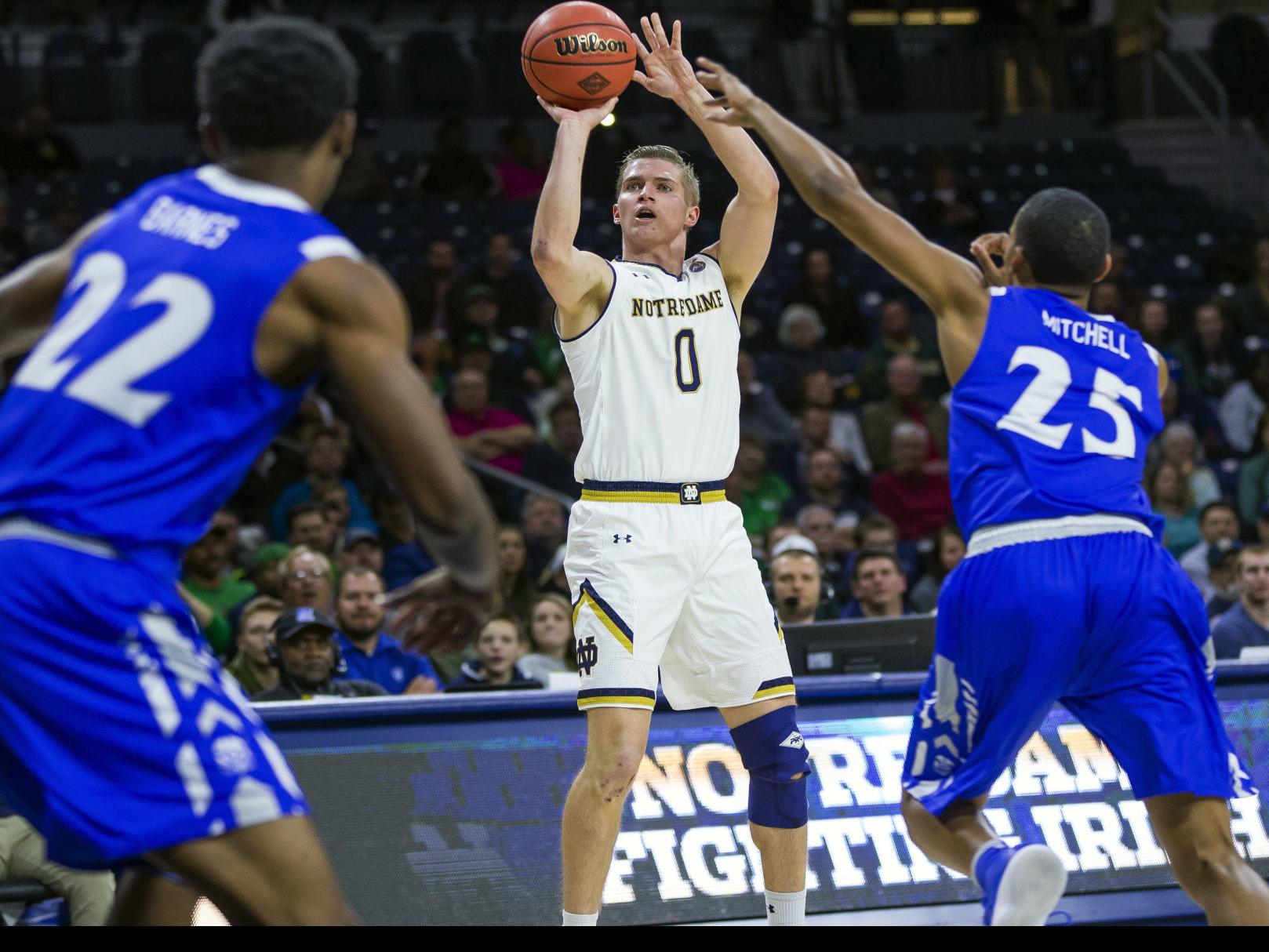 Notre Dame Cruises Past Hampton In Nit Opener Notre Dame