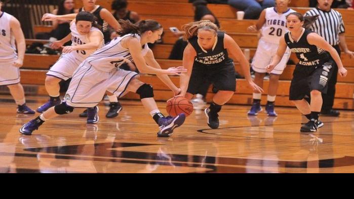 Purdue Cal Rebounds In Second Half To Win Purdue Calumet