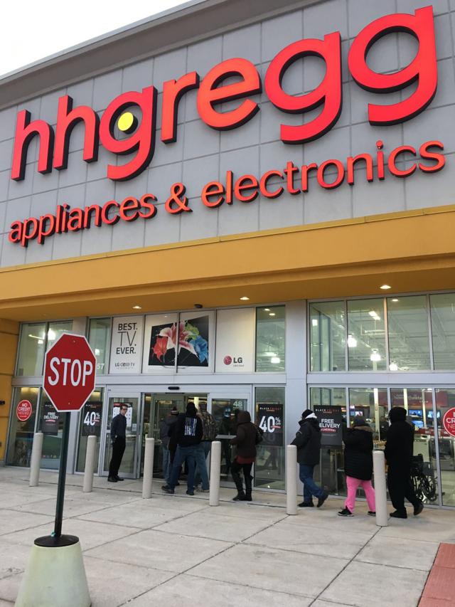 HHGregg to fold, close Highland and Merrillville stores
