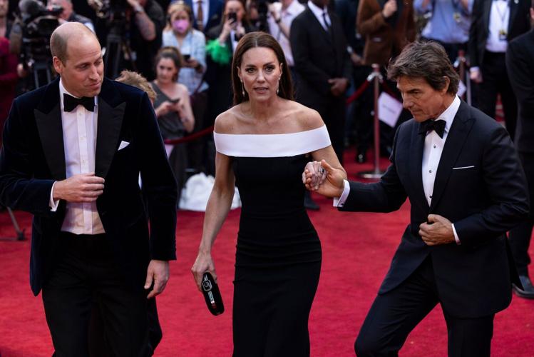 William and Kate join Tom Cruise on 'Top Gun: Maverick' red carpet