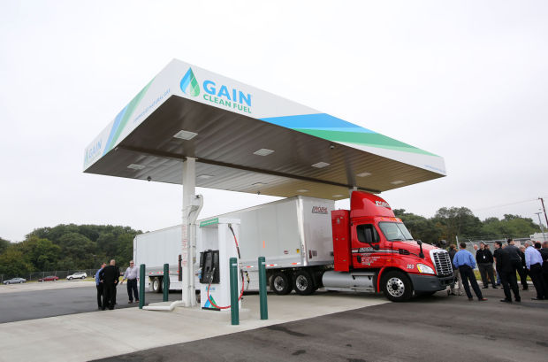 Roehl Transport celebrates opening of CNG station | Northwest Indiana