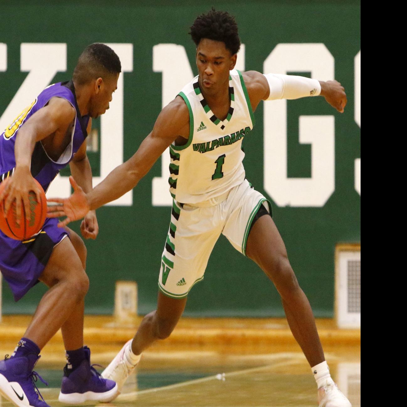 Newman Nolans Noveroske Earn Ap All State Basketball Honors