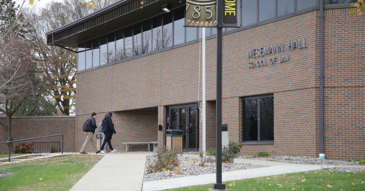 Valparaiso University Law School runs out of options, will close its