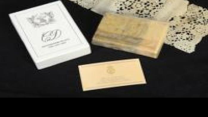 Offbeat Princess Diana Wedding Cake Slice Auctioned Next Month Offbeat With Phil Potempa Nwitimes Com