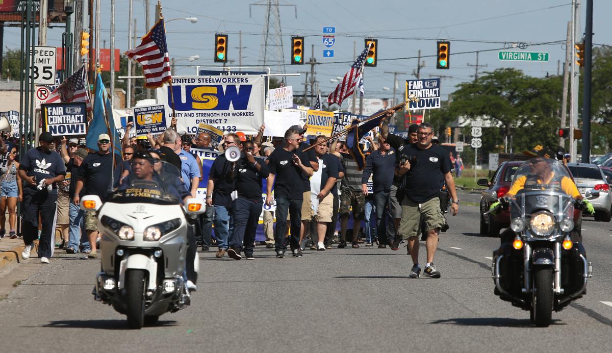USW shoots down 'unacceptable' proposals from U.S. Steel, ArcelorMittal