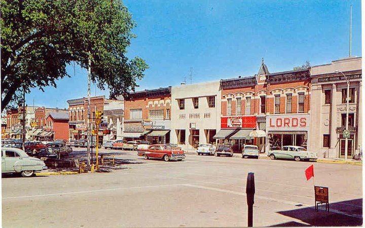 Walking tour around Crown Point square in works