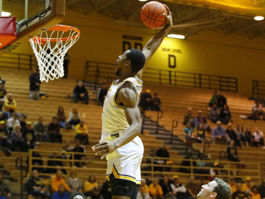 Basketball Takes Back Seat For Valparaiso On Election Day Sports Nwitimes Com