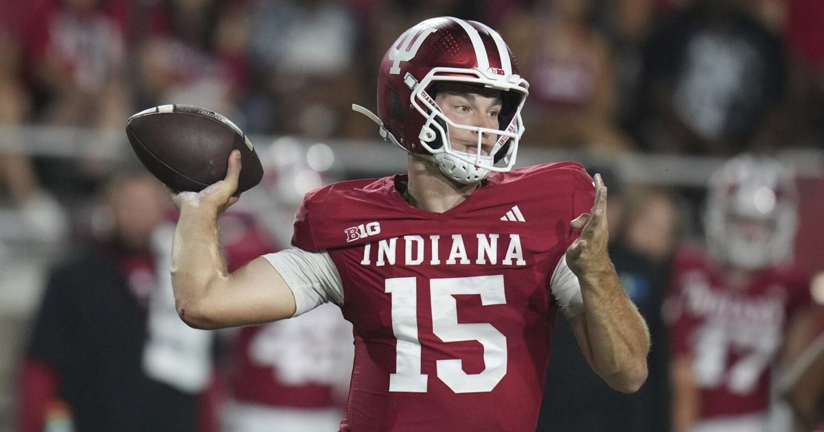 Indiana takes control quickly and overwhelms Illinois in win