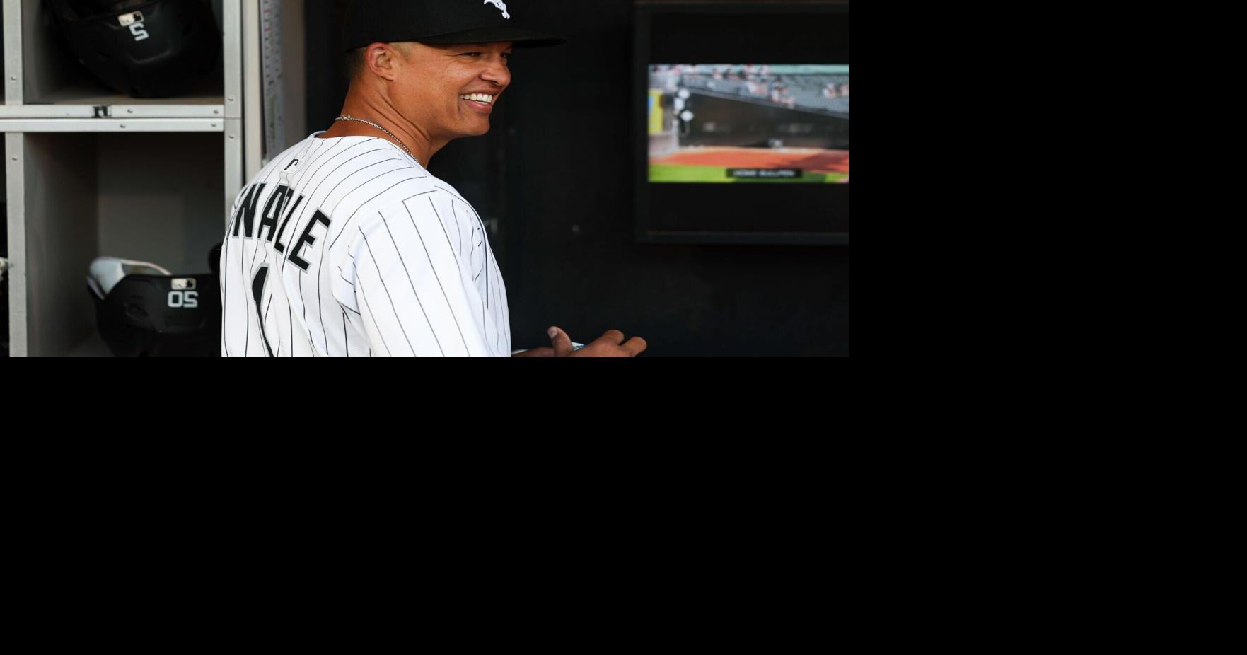 PRO BASEBALL Column: A tale of 2 Chicago baseball teams as Cubs and White Sox aim their sights on October
