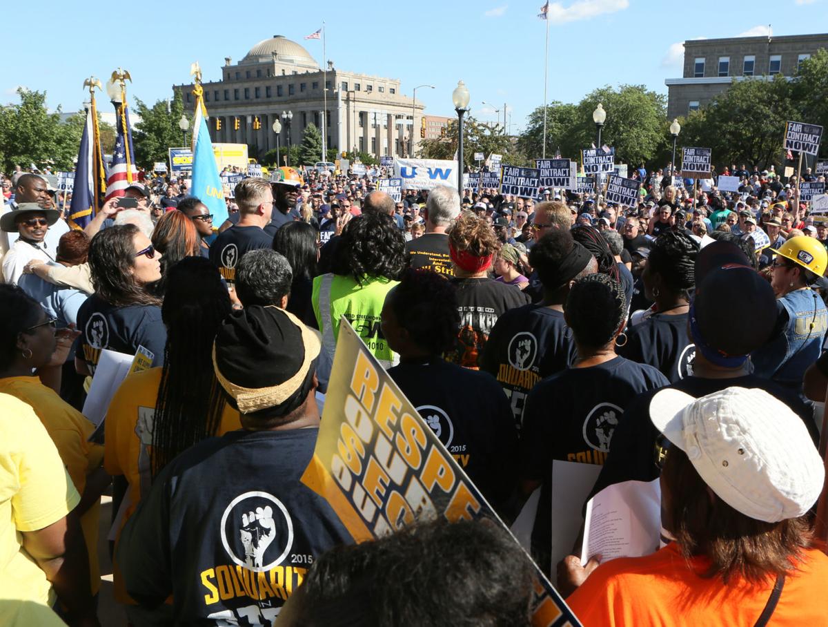 USW: U.S. Steel pushing for flat wages, including with robo calls