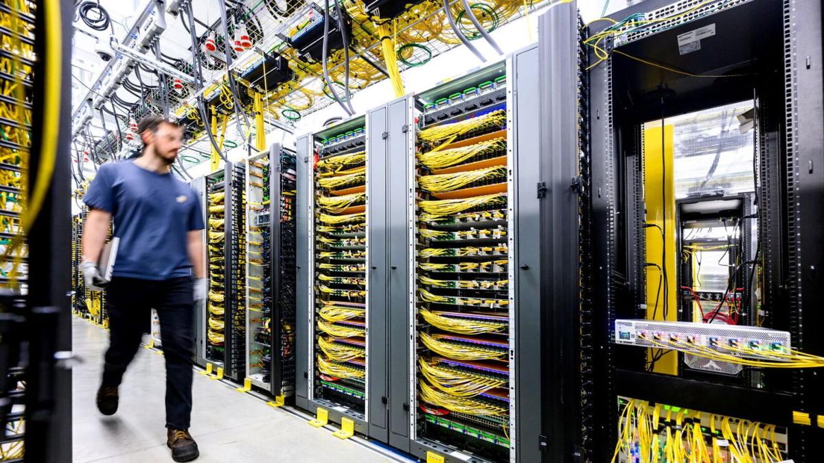 AWS Data Center Expansion Drives AI Service Costs & Availability Shifts for E-Commerce Sellers