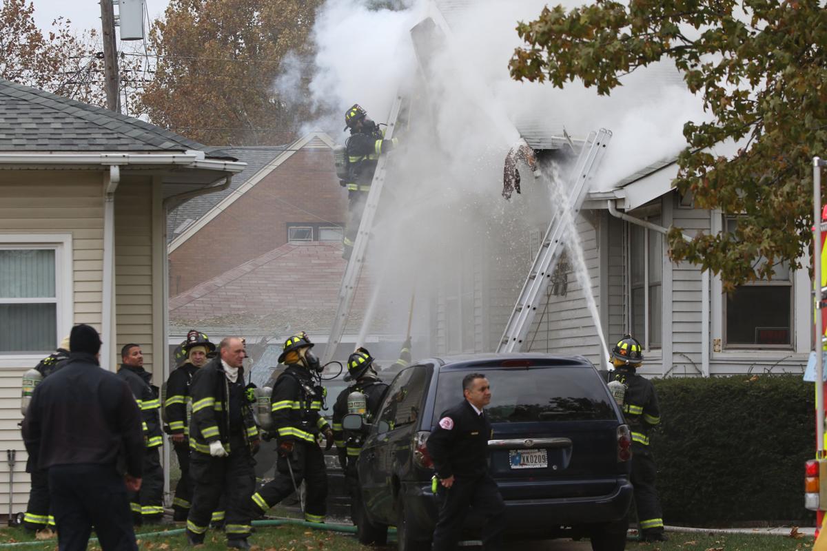UPDATE Firefighters battle house fire in East Chicago Lake County