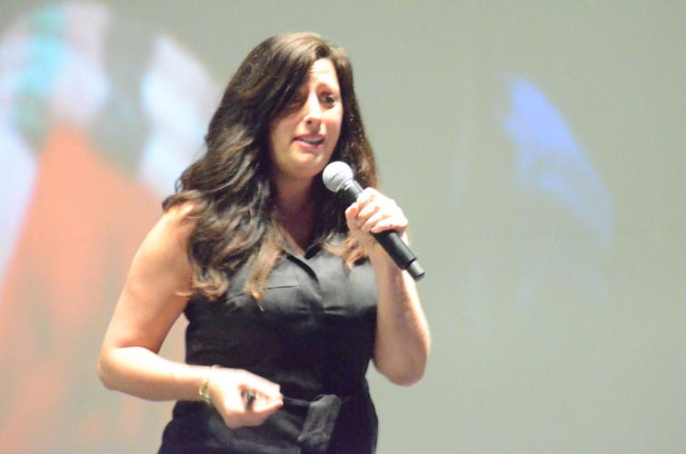International aid worker tells Sandburg students of the trials of war refugees