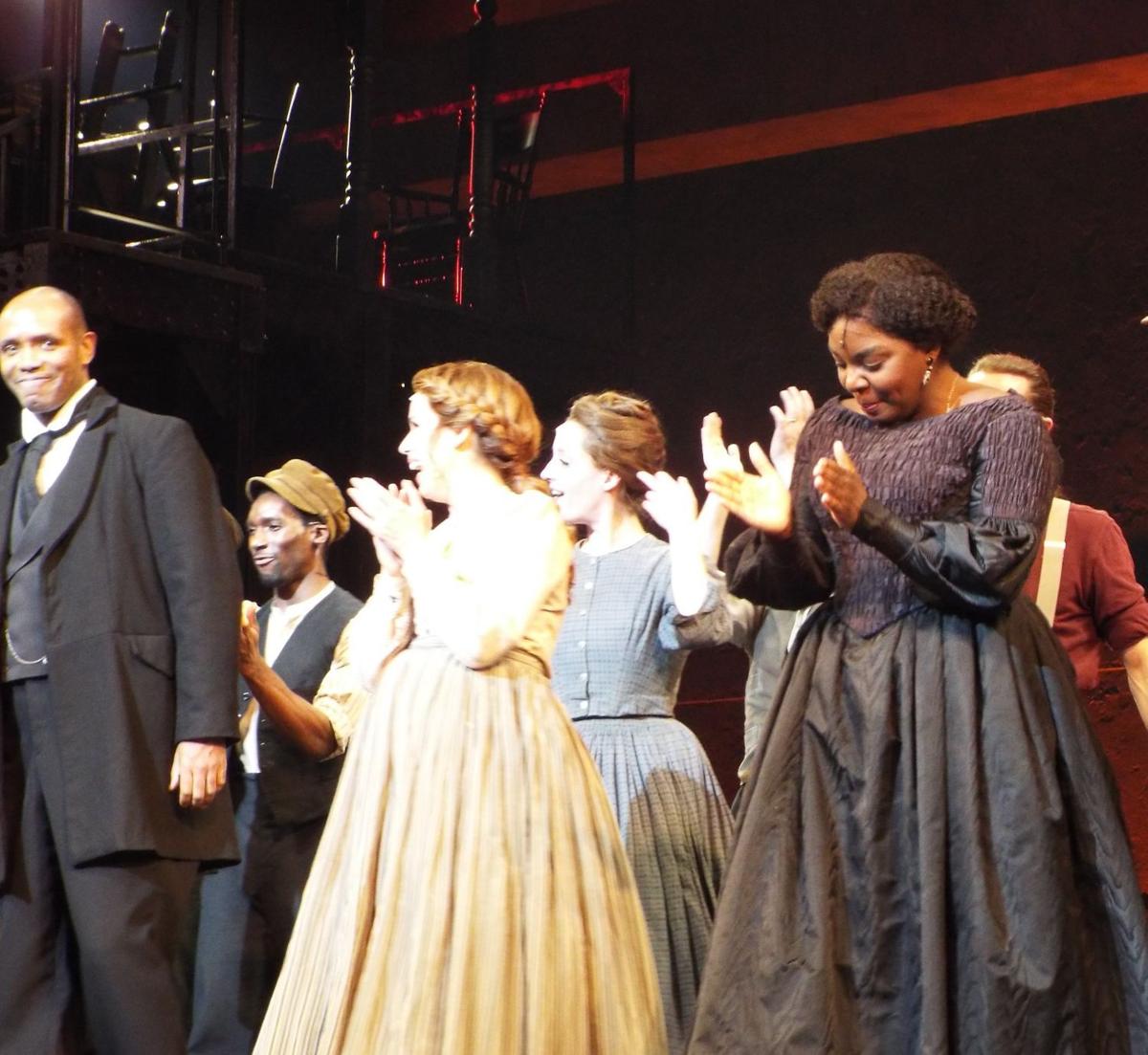 Cabaret Zazou's 'Luminaire' makes its debut in Chicago