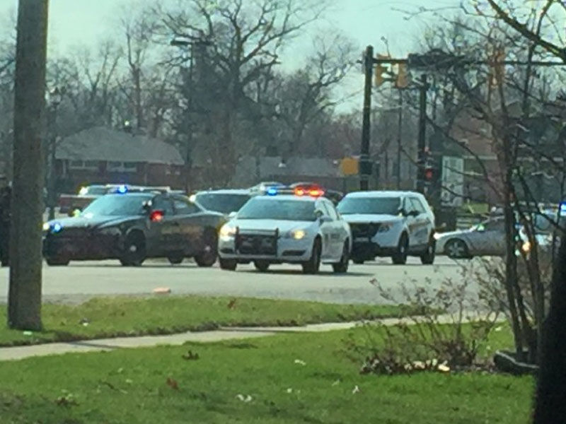 Ice cream truck surrounded, retrieved in Griffith