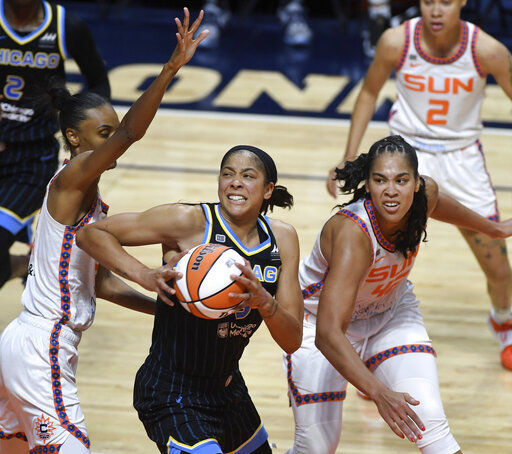 Candace Parker, Sky look like a perfect match as she shines on