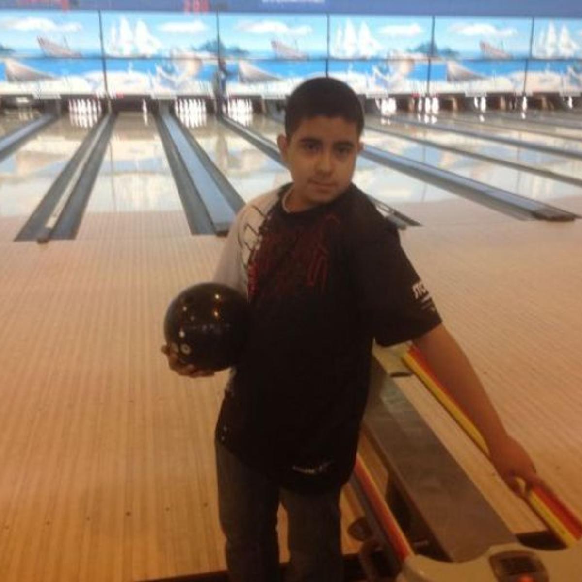 Castaways Bowl 707 Photos 25 Reviews Bowling Alley 1025 Sibley Blvd Calumet City Il 60409